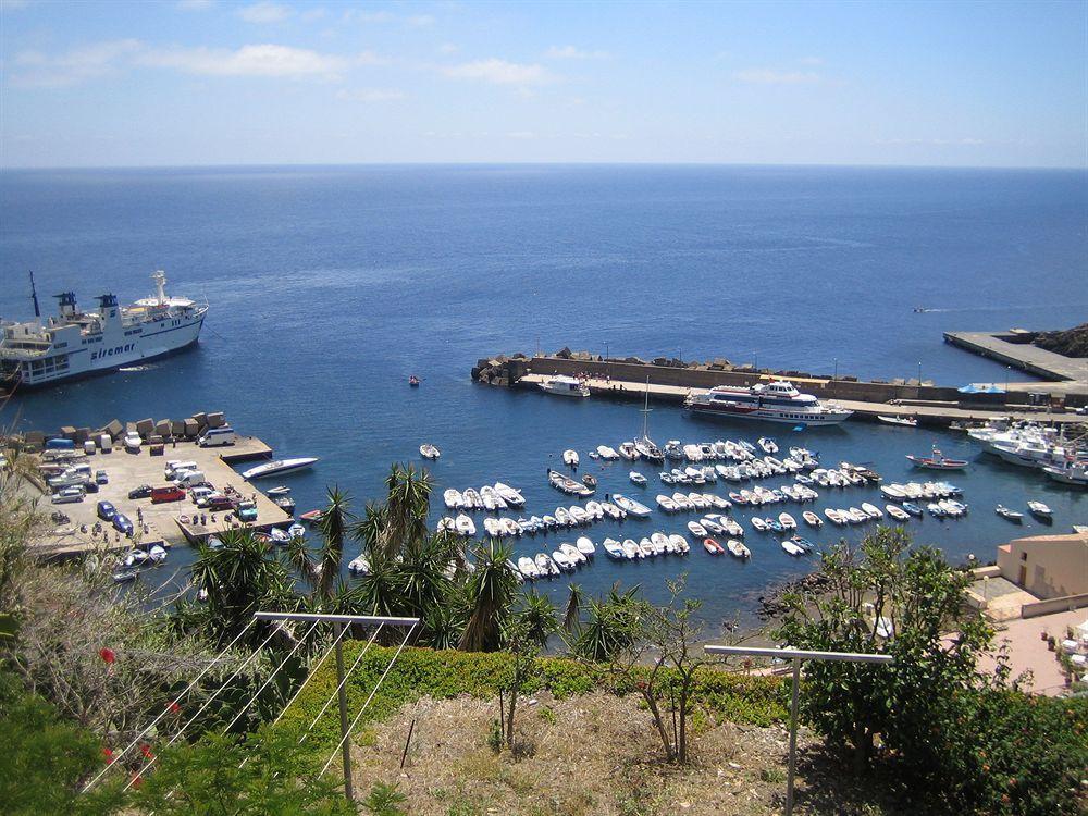 אפרטהוטל Isola di Ustica Sogni Nel Blu מראה חיצוני תמונה