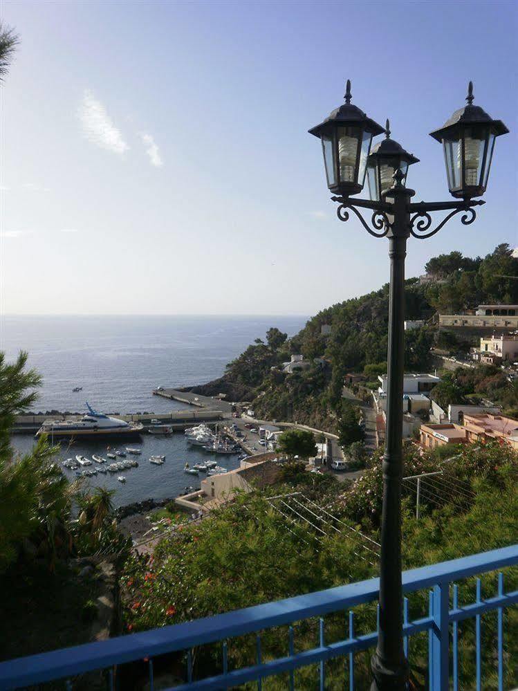 אפרטהוטל Isola di Ustica Sogni Nel Blu מראה חיצוני תמונה